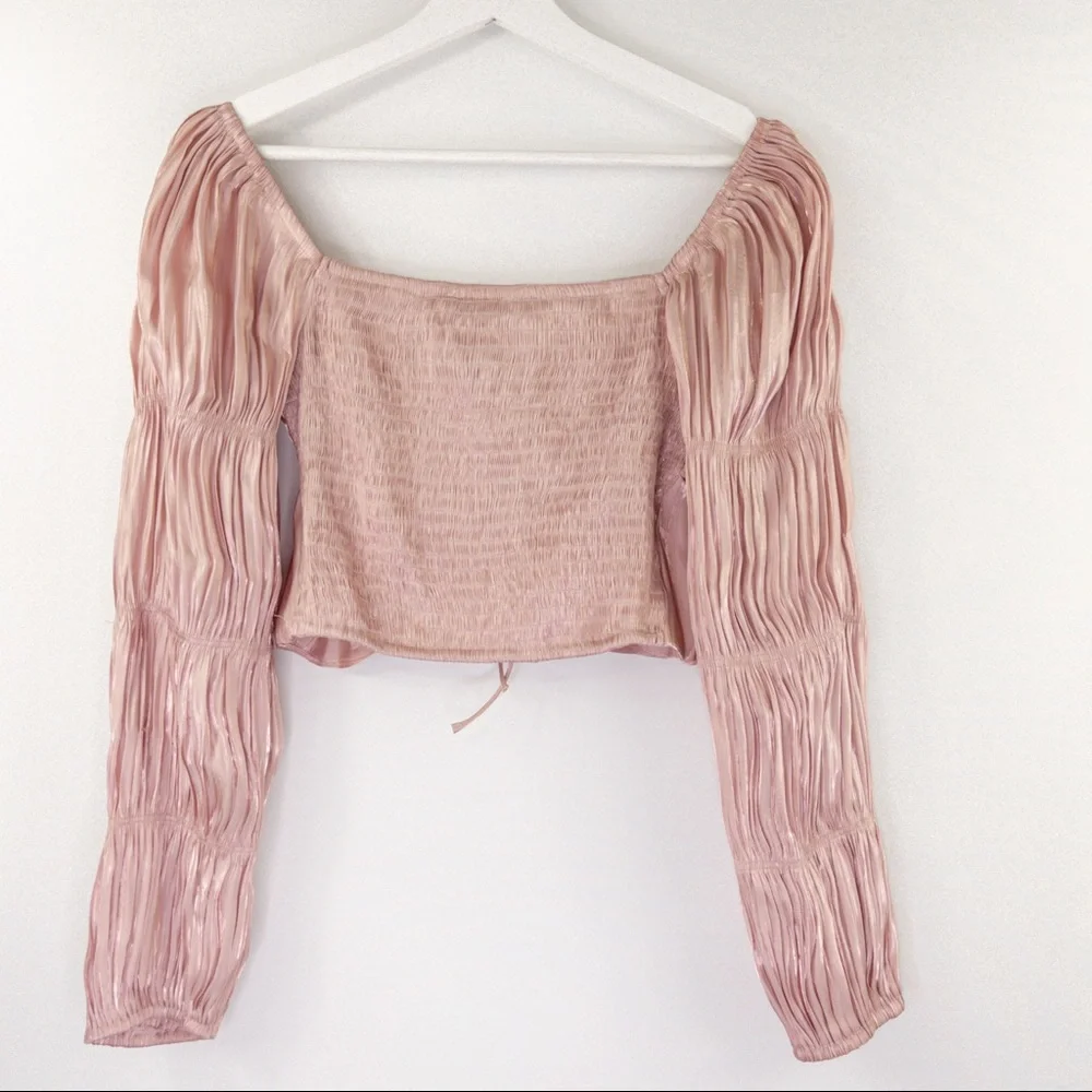 NWT Miss Lola Crop Top Puff Long Sleeve Front Tie Pink Size Small